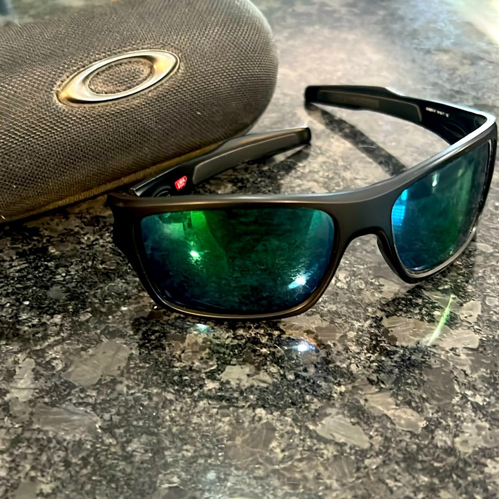 Oakley Turbine